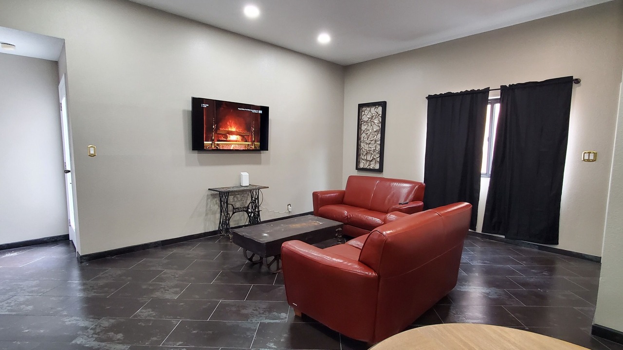 Photo of Livingroom in Palomas Park