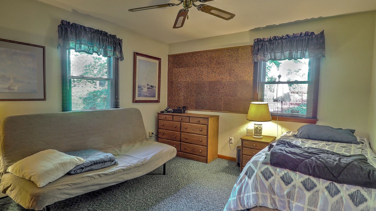 Photo of Bedroom in Rogers