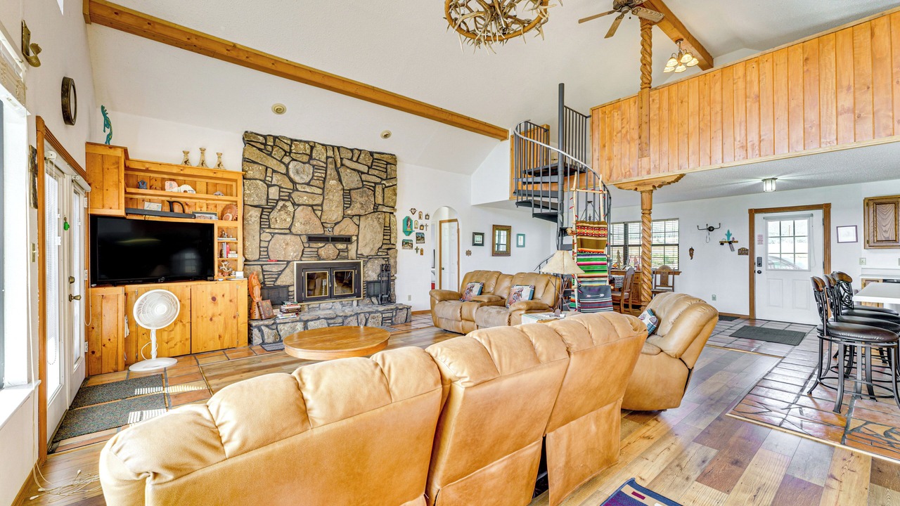 Photo of Bedroom in Eagle Nest