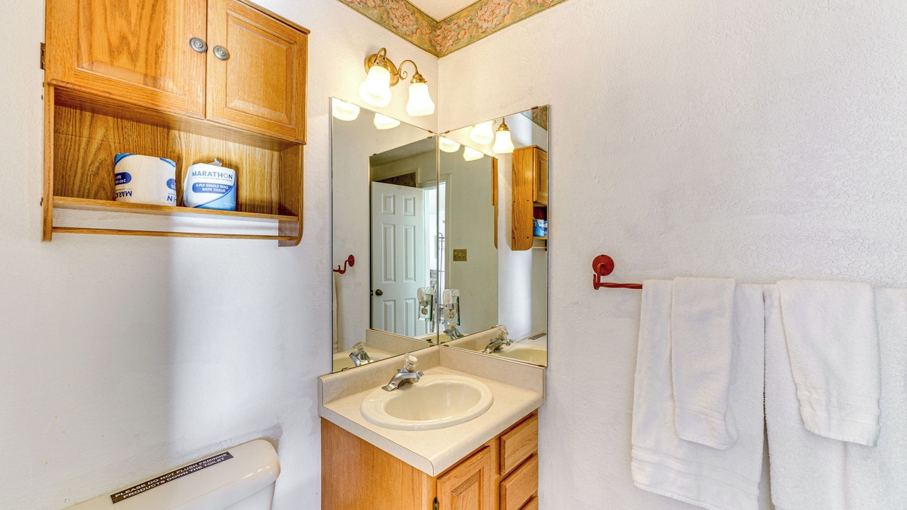 Photo of Bathroom in Eagle Nest