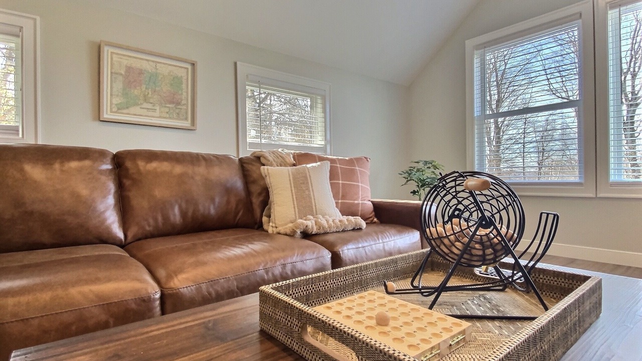 Photo of Livingroom in Bantam