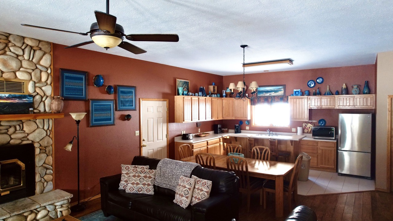 Photo of Livingroom in Red River