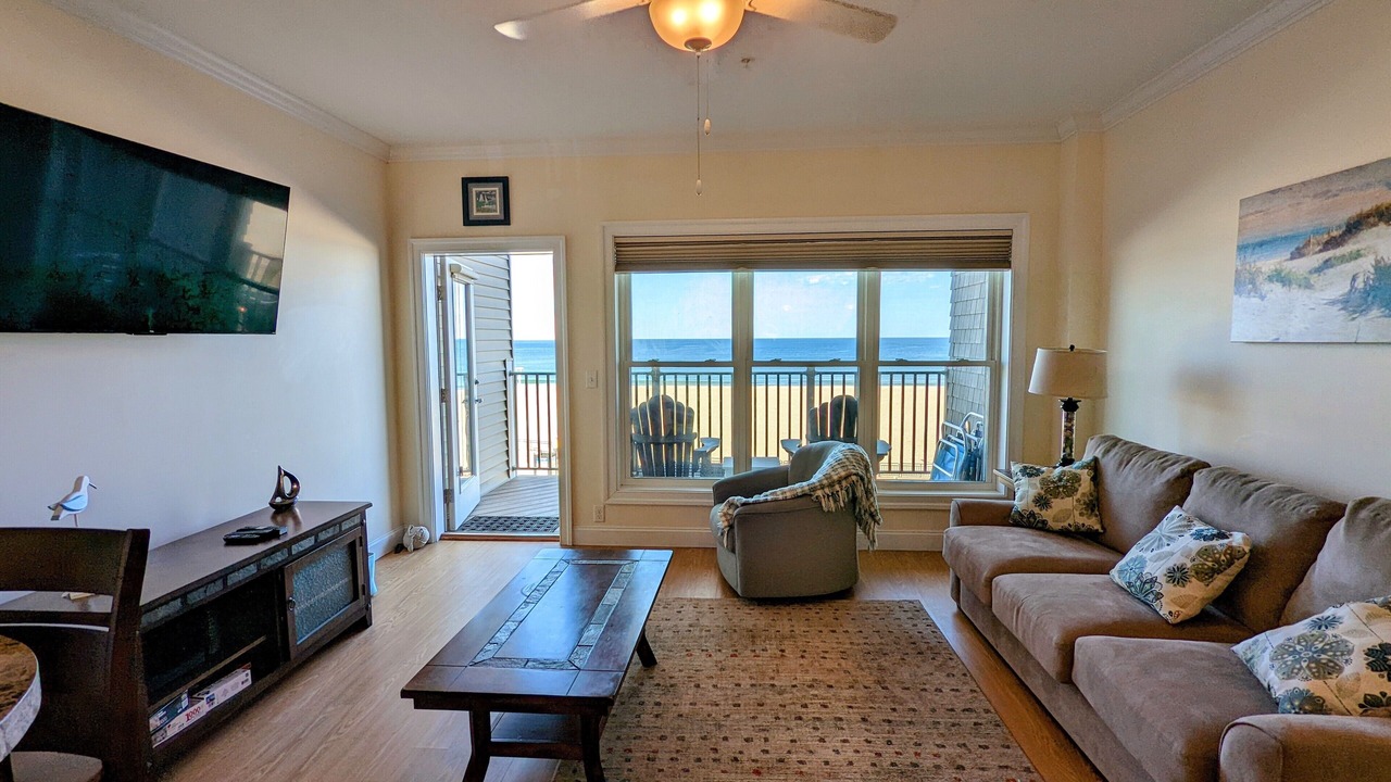 Photo of Livingroom in Hampton
