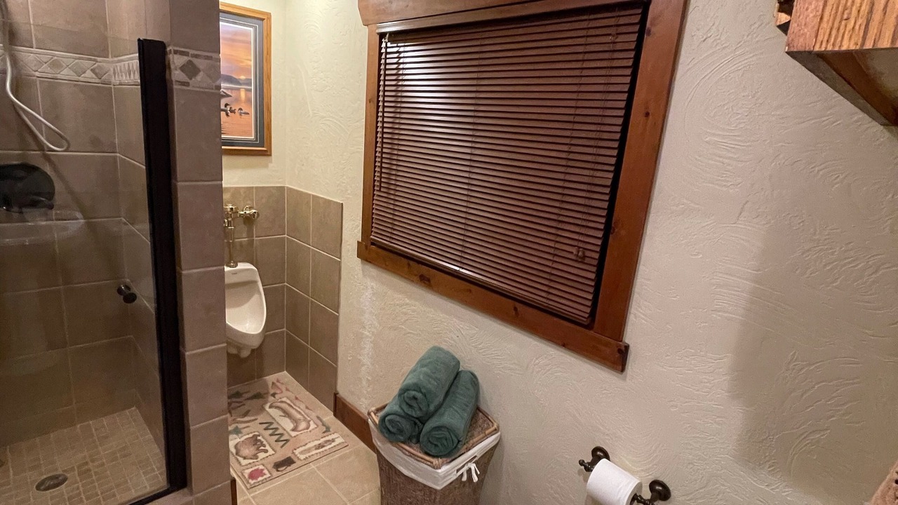 Photo of Bathroom in Deerwood