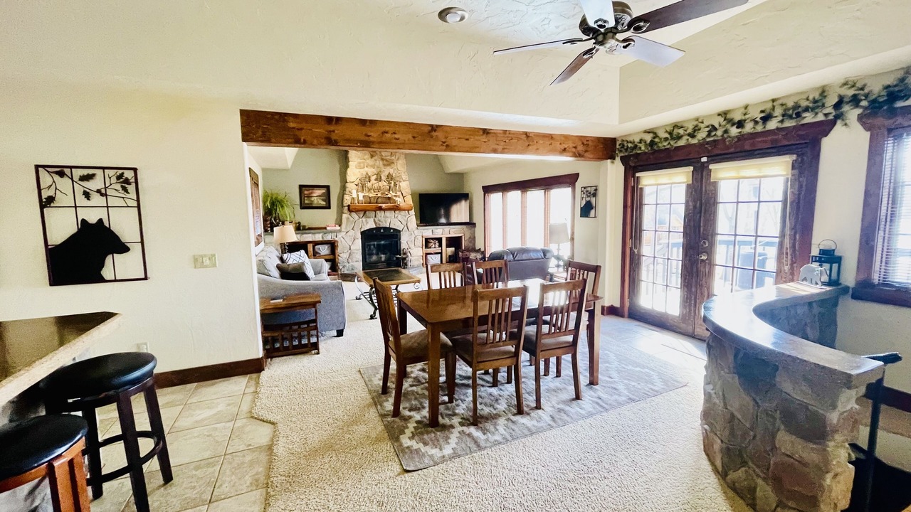 Photo of Livingroom in Deerwood
