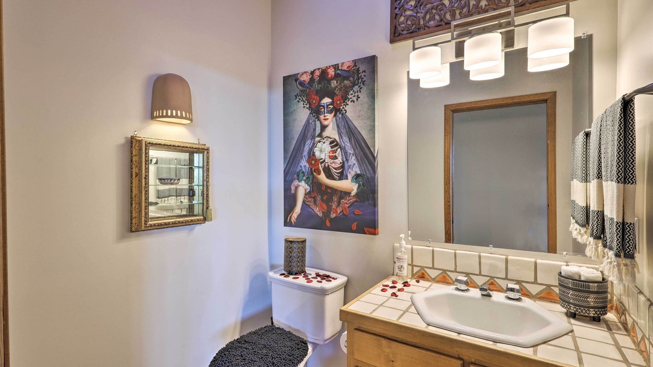 Photo of Bathroom in Eldorado at Santa Fe