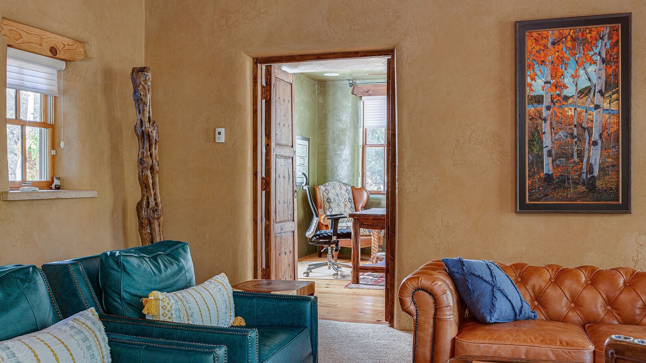 Photo of Livingroom in Tesuque