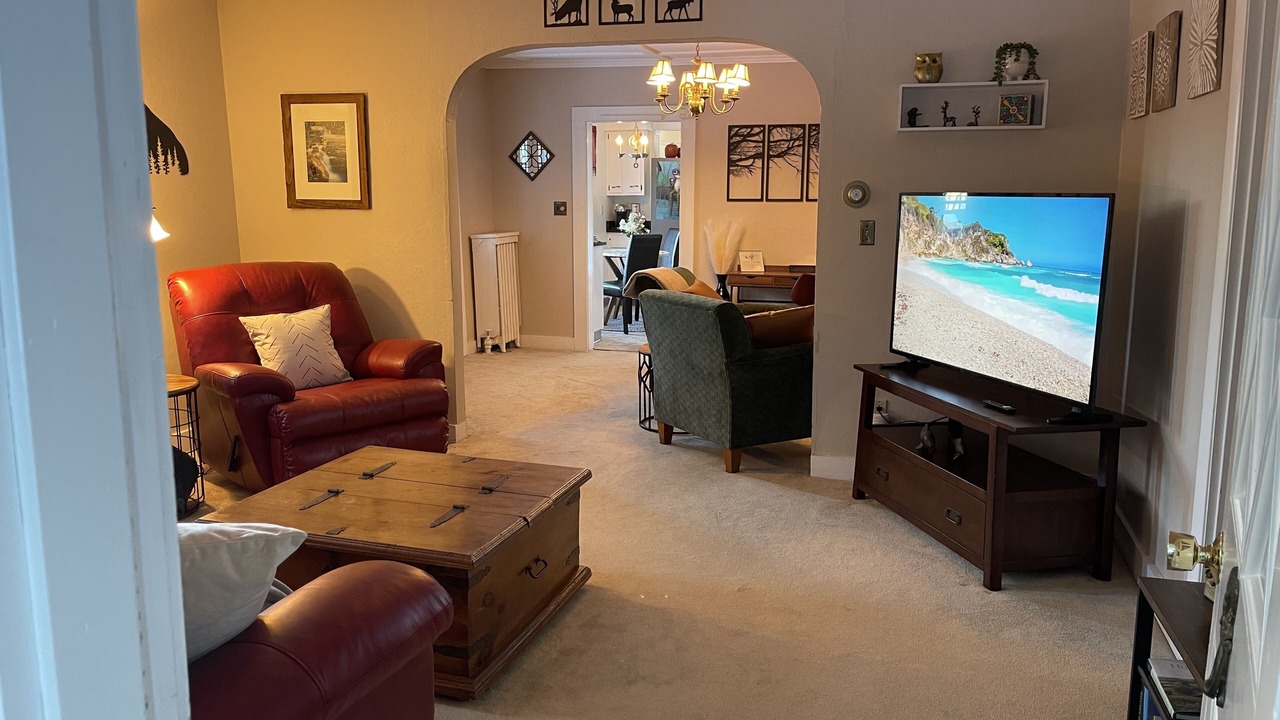 Photo of Livingroom in Pittsfield