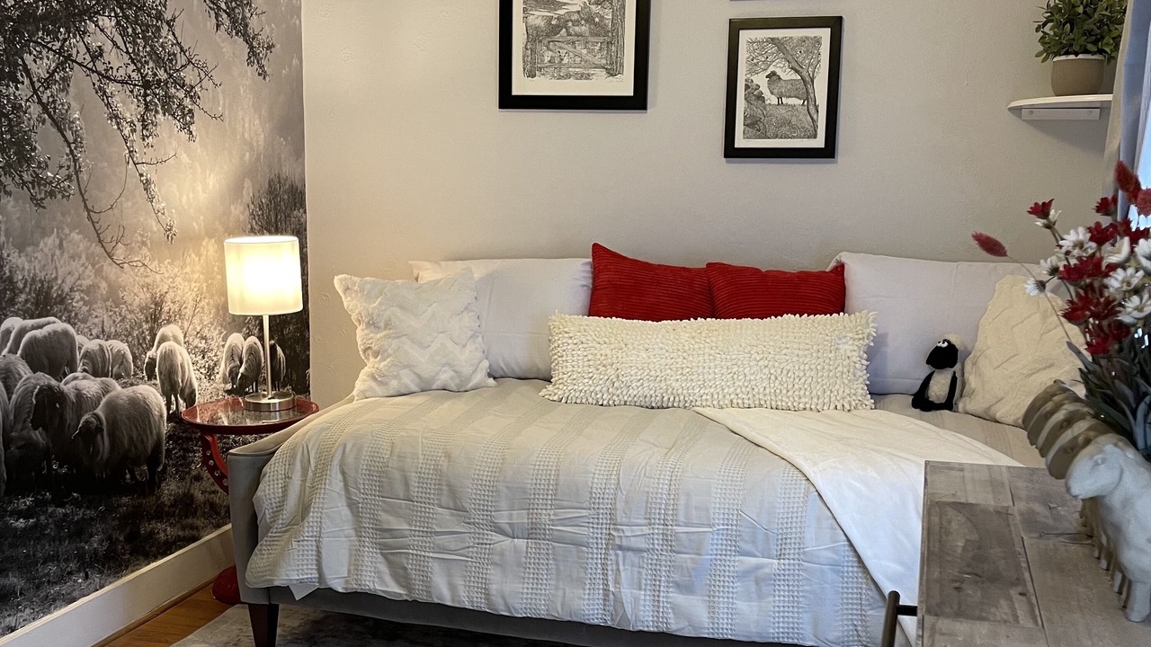 Photo of Bedroom in Pittsfield