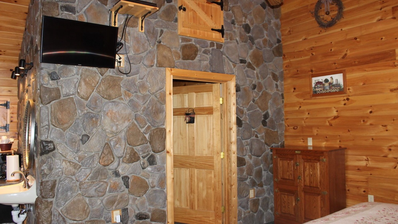Photo of Bedroom in Flintstone