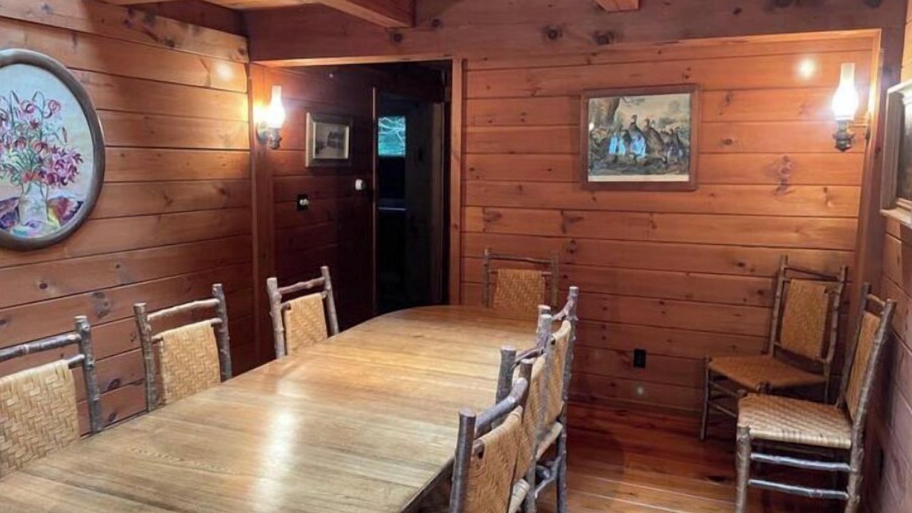 Photo of Livingroom in Blue Mountain Lake