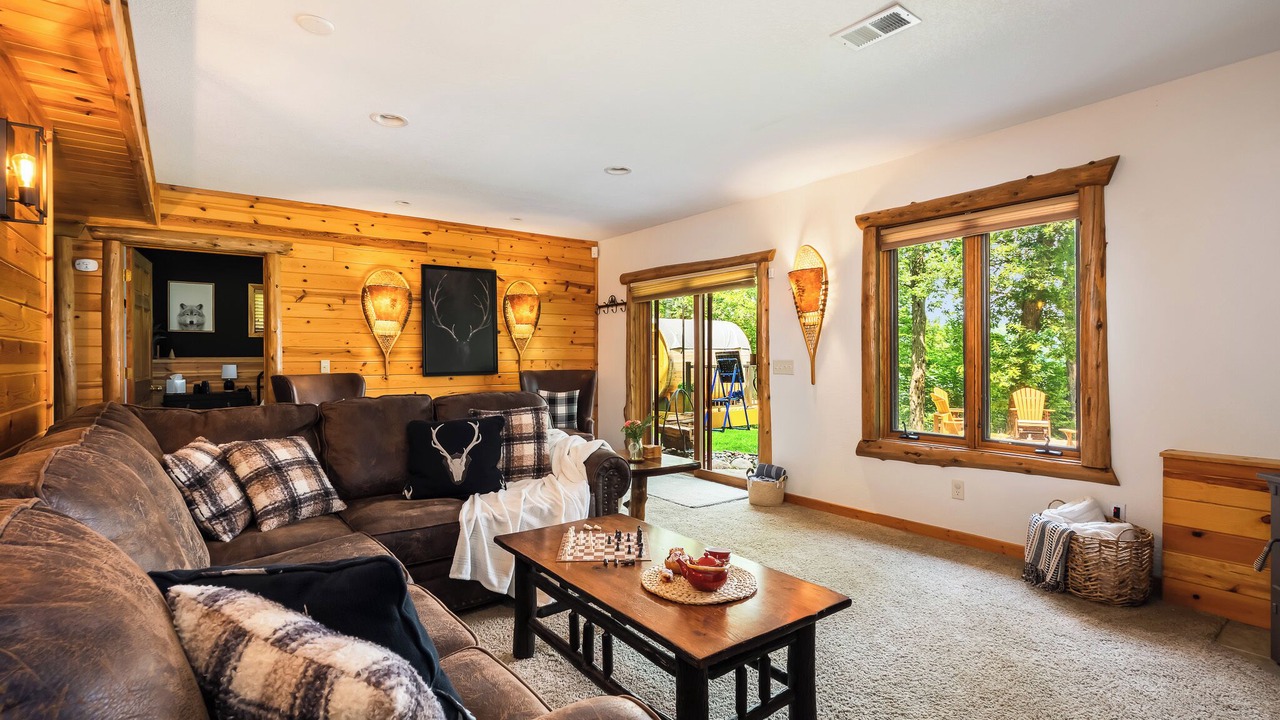 Photo of Livingroom in Crosslake