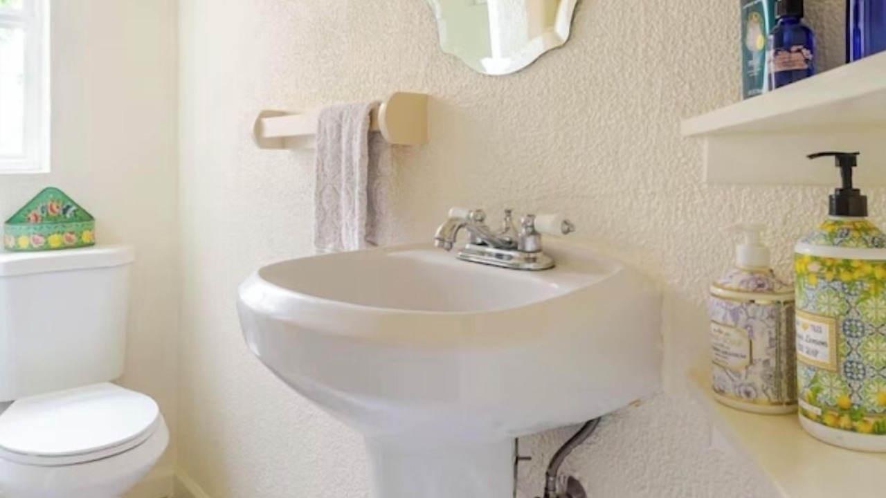 Photo of Bathroom in Albuquerque
