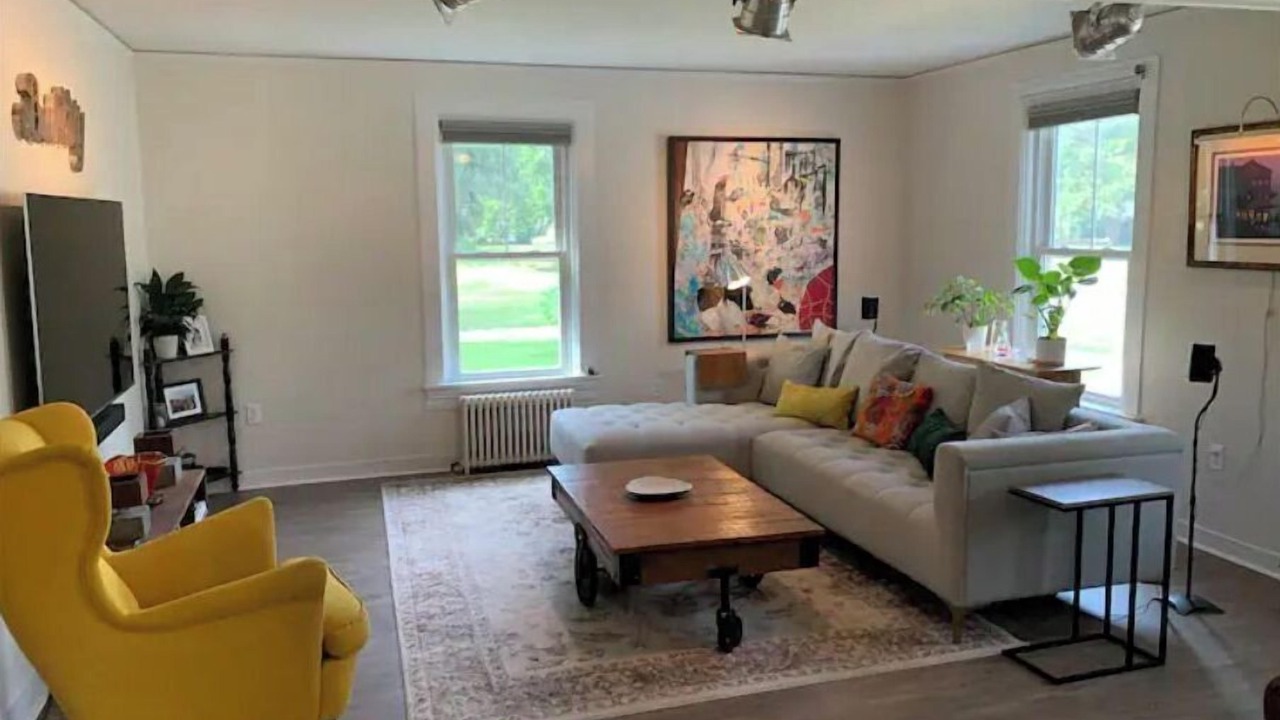 Photo of Livingroom in Middlebury - Warren