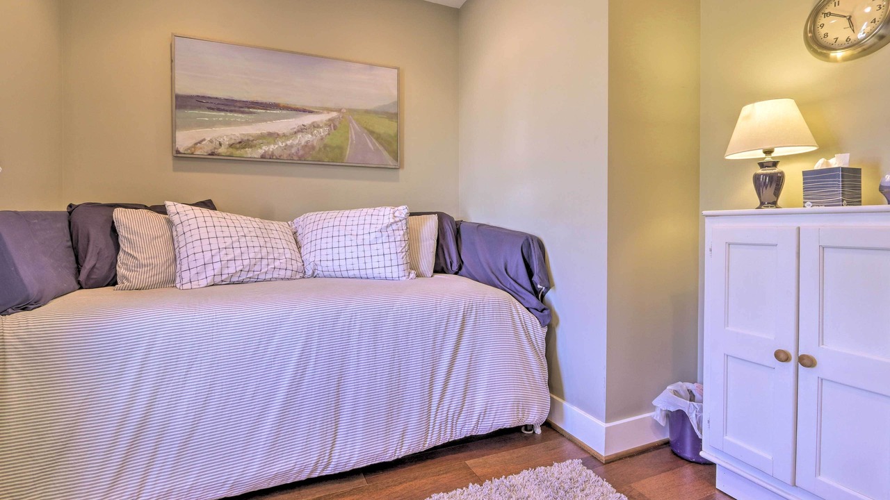 Photo of Bedroom in Lovettsville