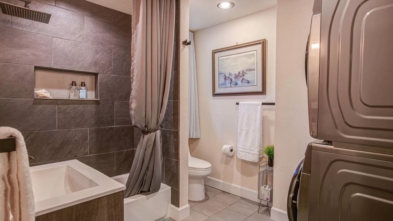 Photo of Bathroom in Dixon