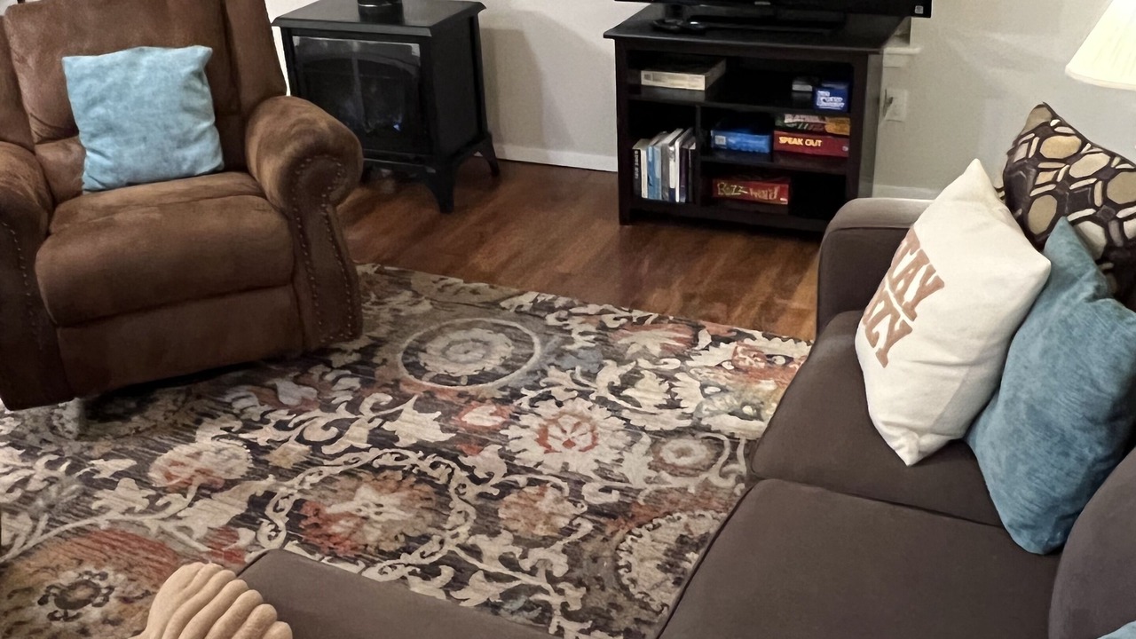 Photo of Livingroom in Red River