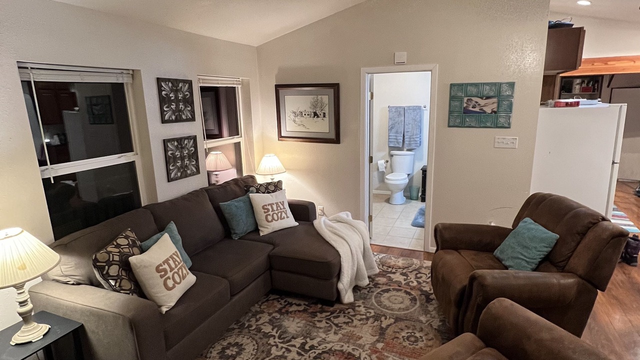 Photo of Livingroom in Red River