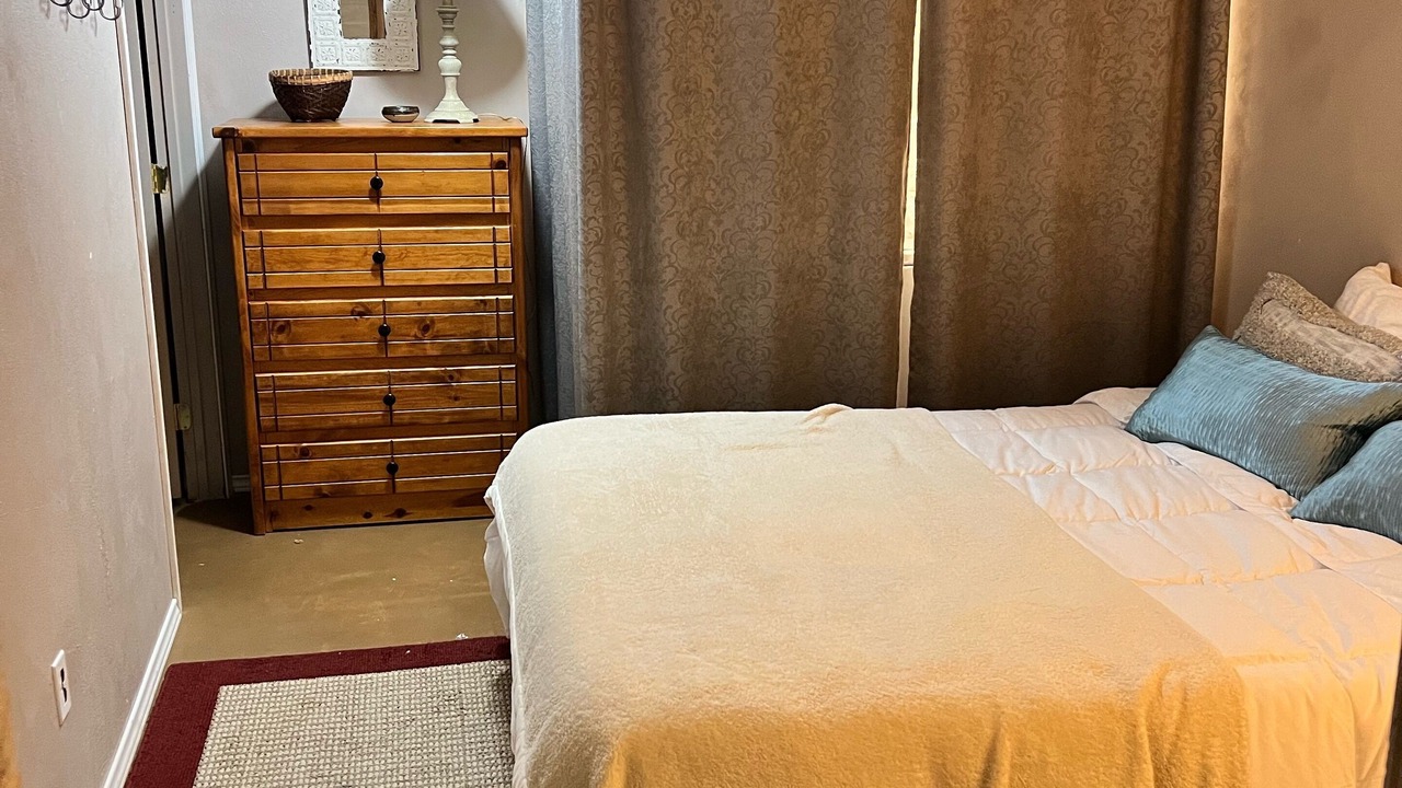 Photo of Bedroom in Red River