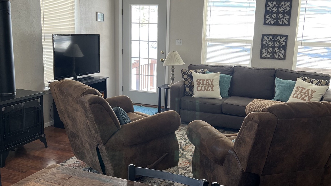 Photo of Livingroom in Red River