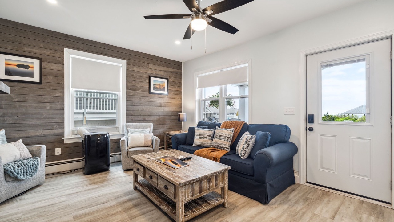 Photo of Livingroom in Hampton