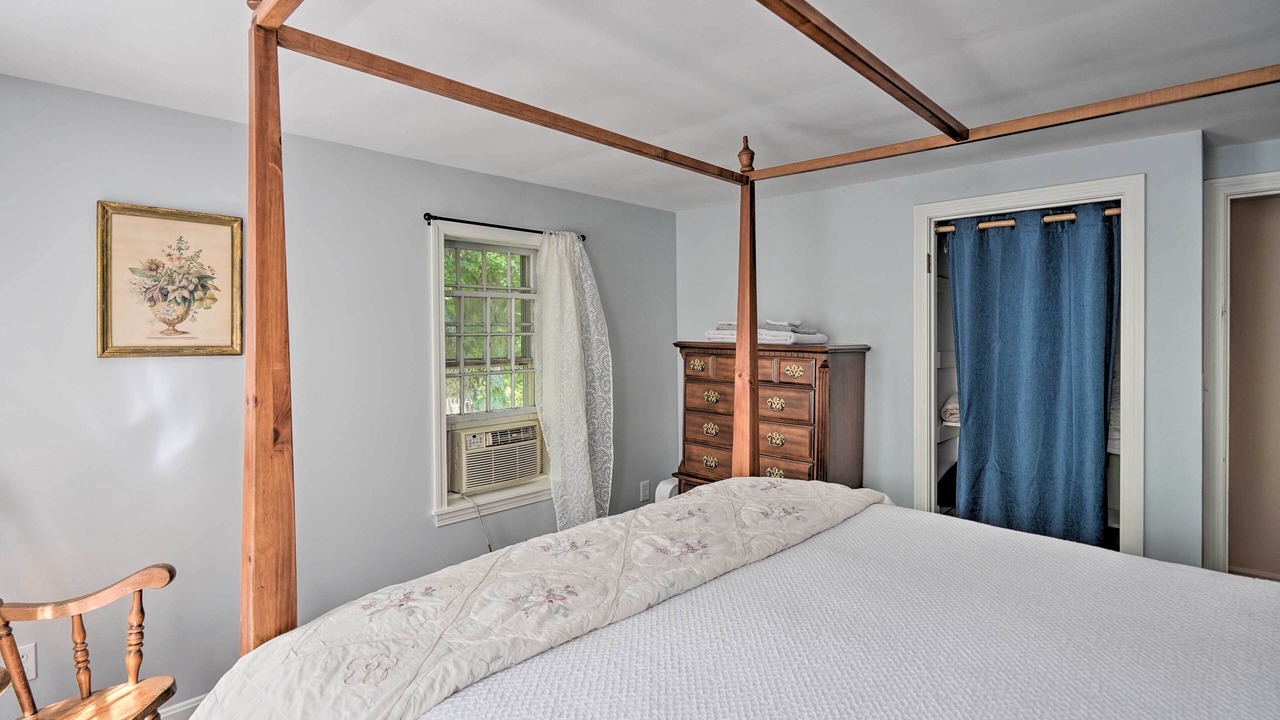 Photo of Bedroom in Hawley