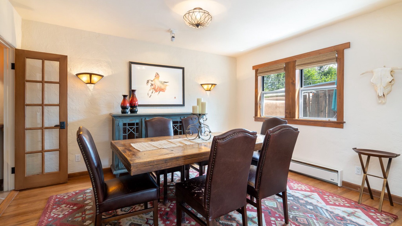 Photo of Livingroom in South Capitol