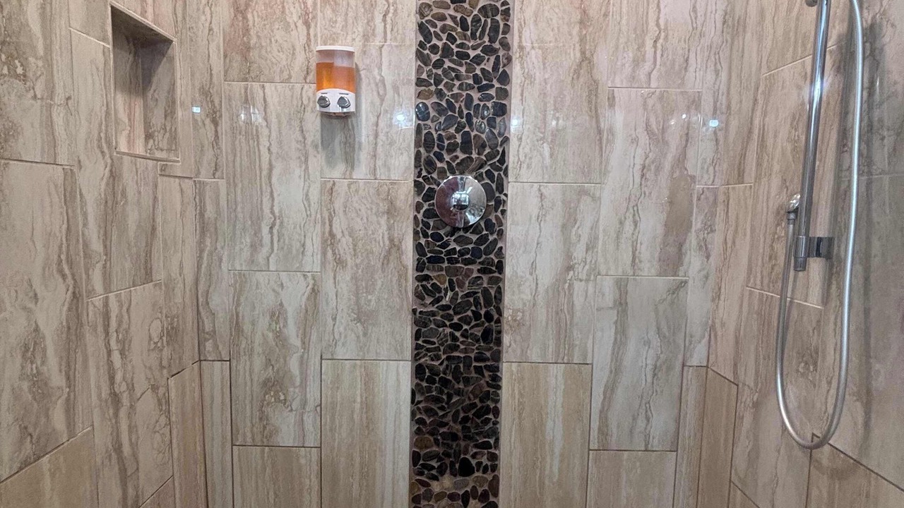 Photo of Bathroom in Jay