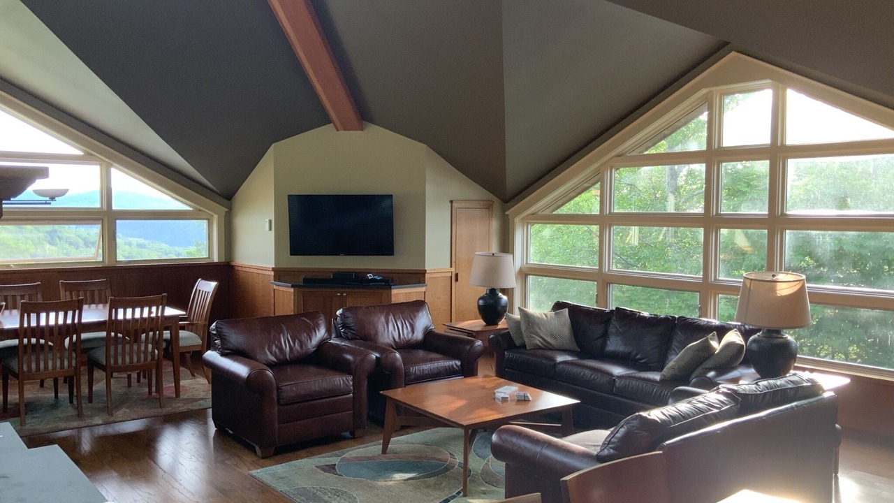 Photo of Livingroom in Central Vermont- Killington