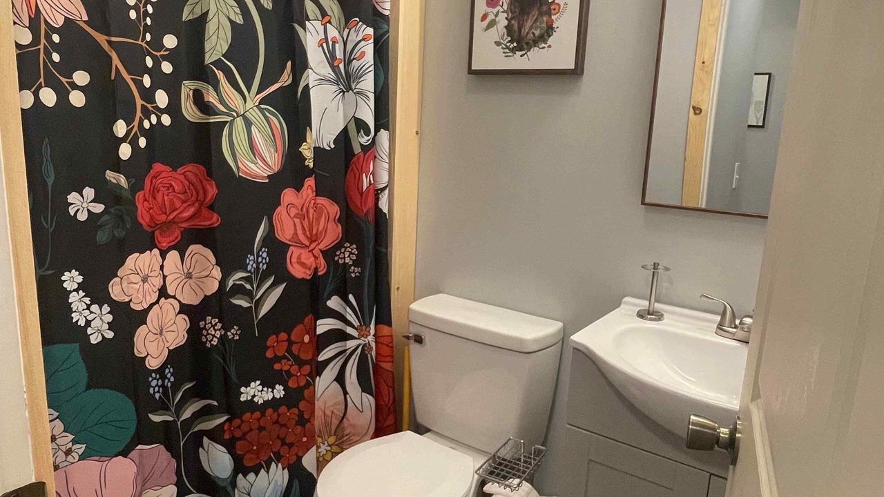 Photo of Bathroom in Ellenburg Center
