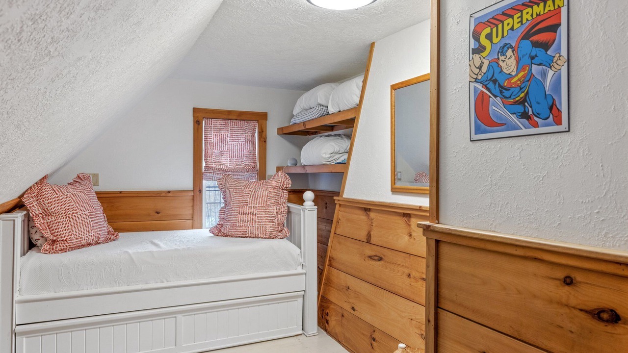 Photo of Bedroom in Campton