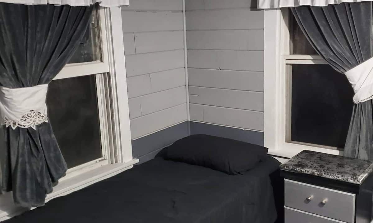 Photo of Bedroom in Albert Lea