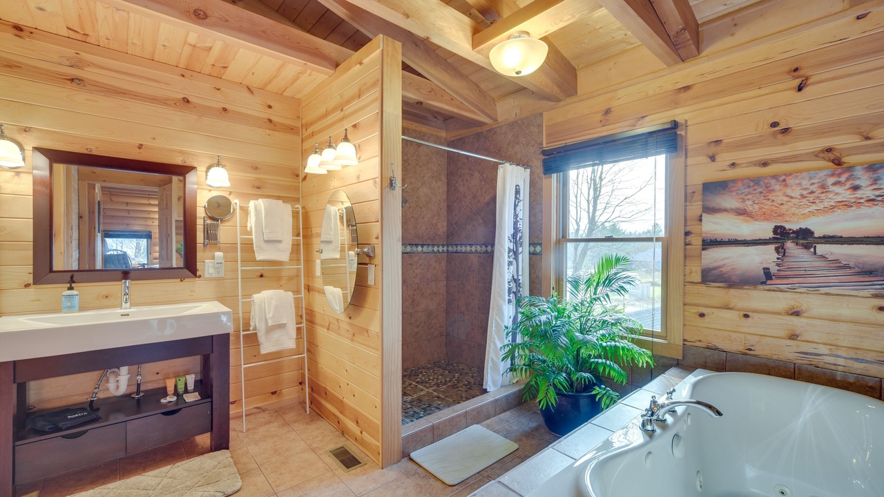 Photo of Bathroom in Pine City