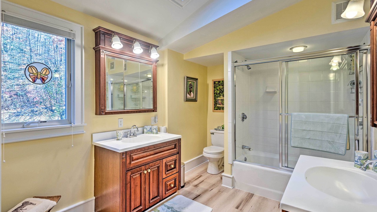 Photo of Bathroom in Sterling