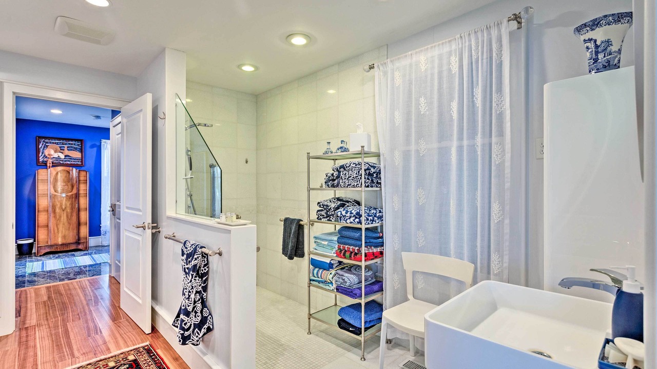 Photo of Bathroom in Sterling