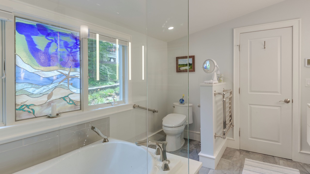 Photo of Bathroom in Sterling