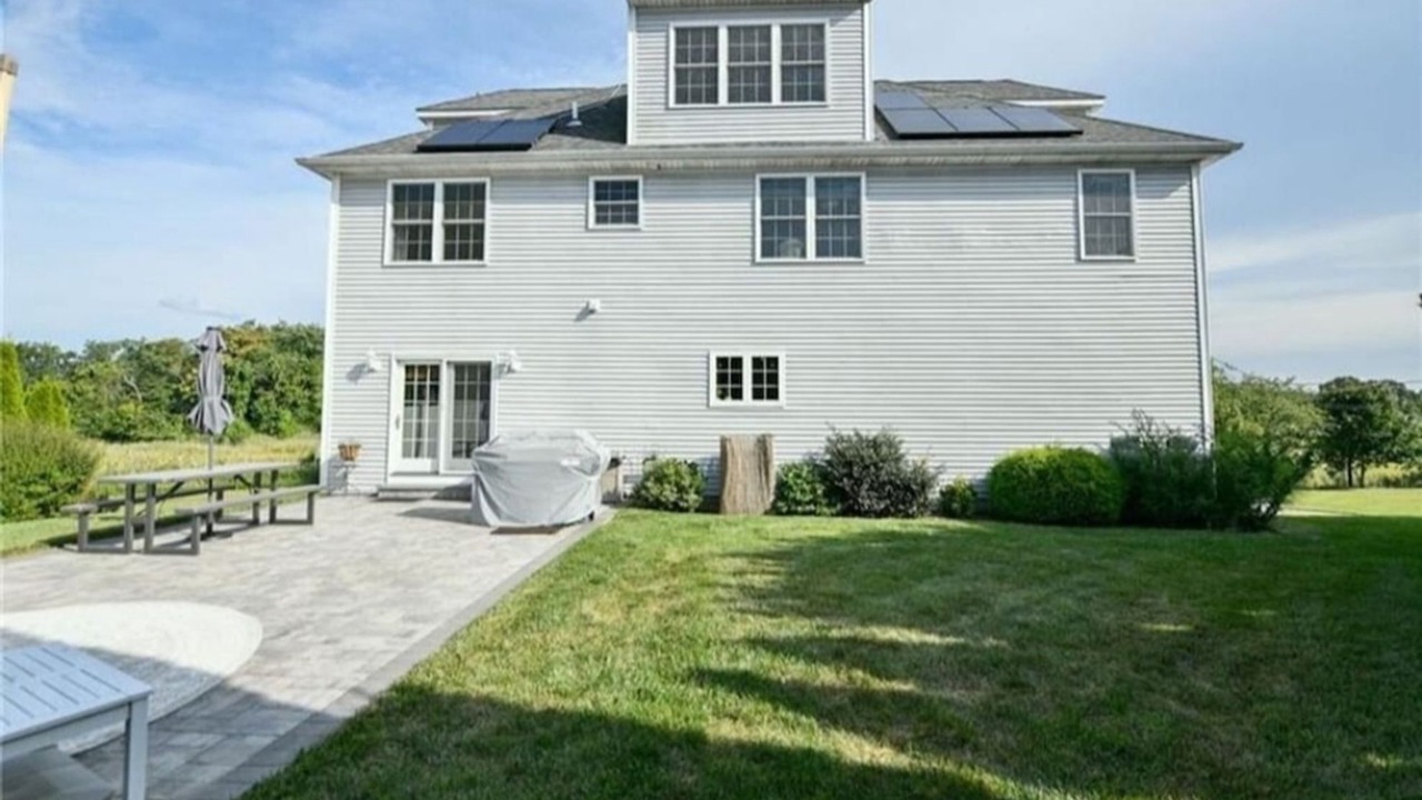 Photo of Outdoor in East Shore