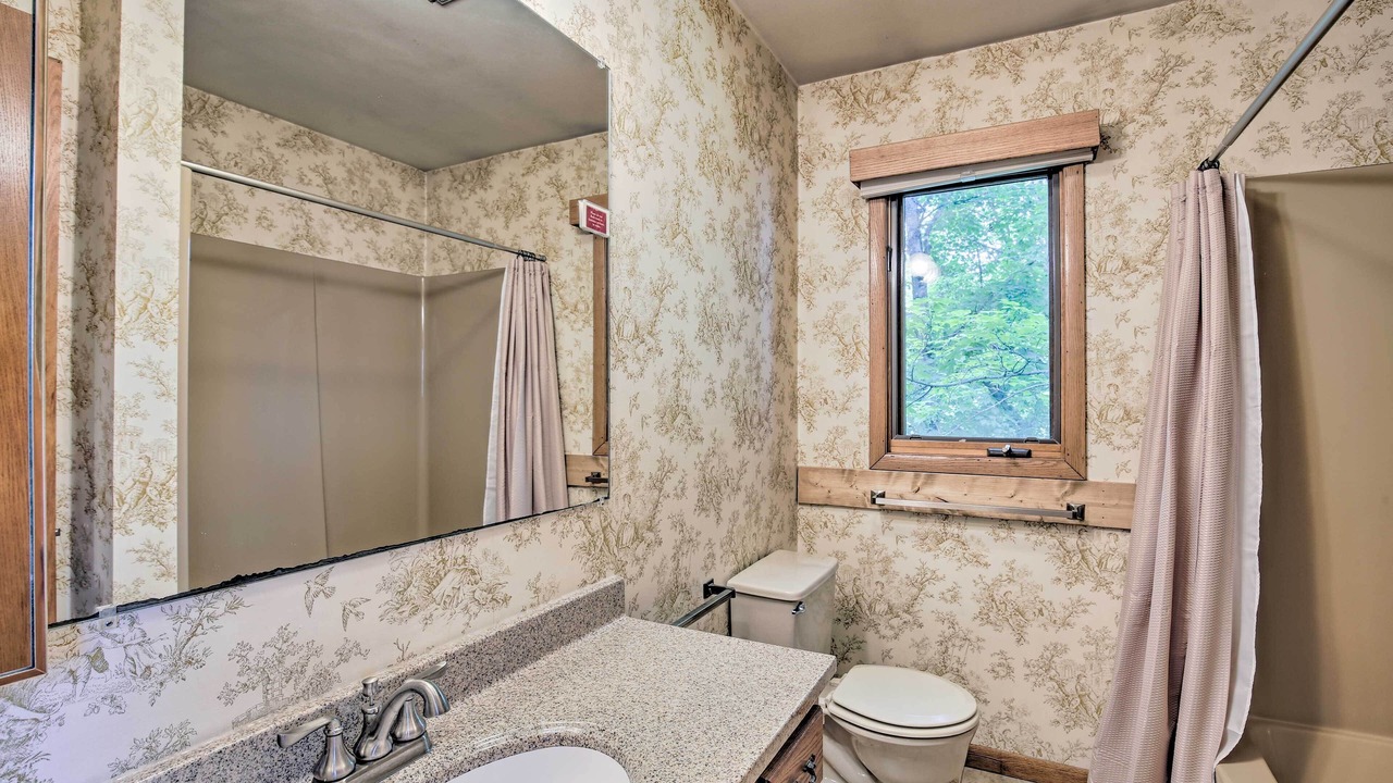 Photo of Bathroom in New Auburn