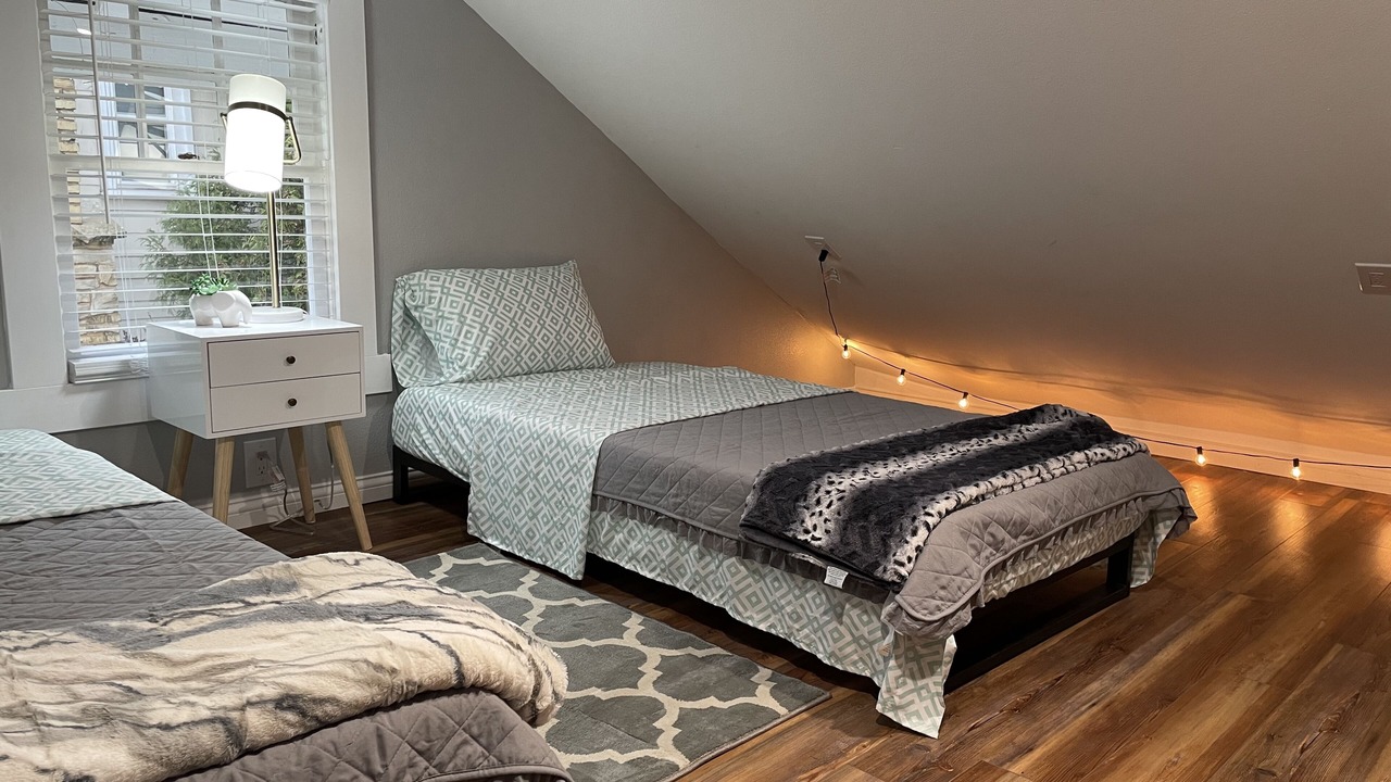 Photo of Bedroom in Manitowoc
