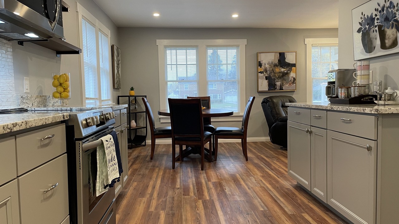 Photo of Kitchen in Manitowoc