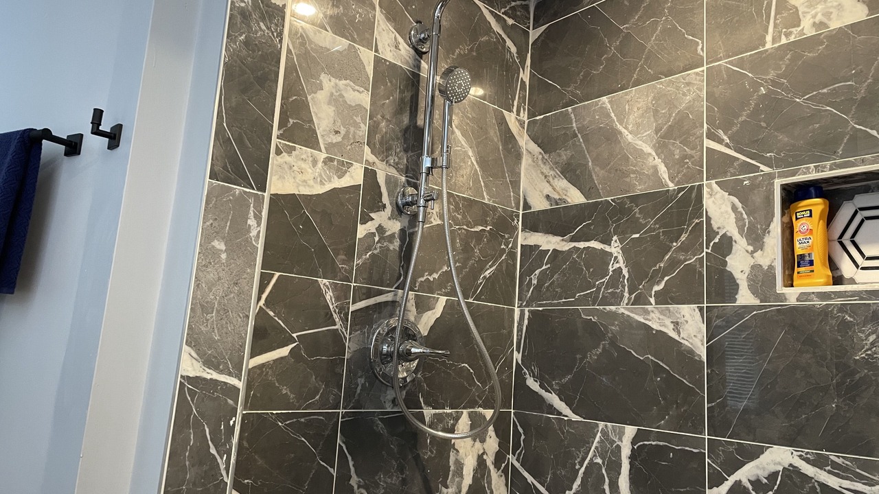 Photo of Bathroom in Manitowoc