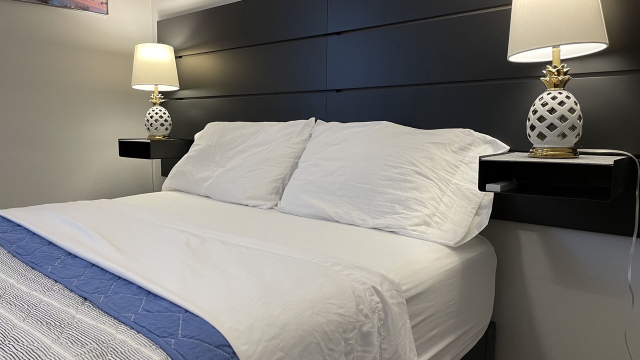 Photo of Bedroom in Manitowoc
