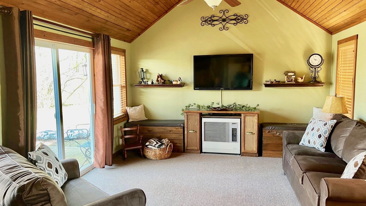 Photo of Livingroom in Chase Mills