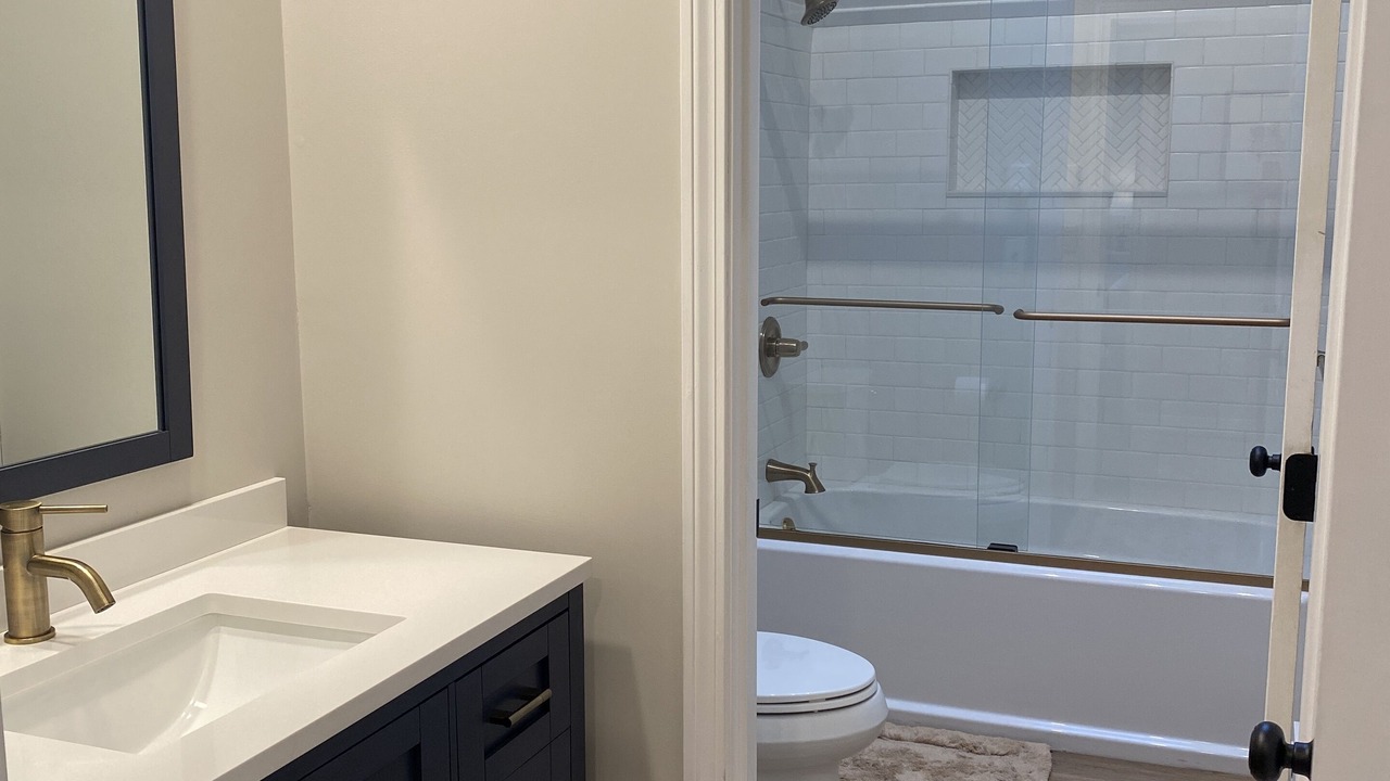 Photo of Bathroom in Mountain Acres