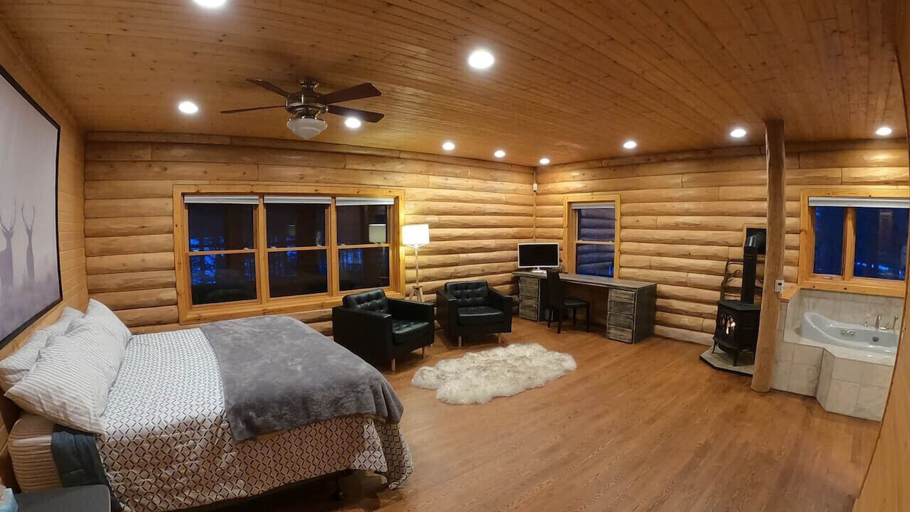 Photo of Bedroom in Cable