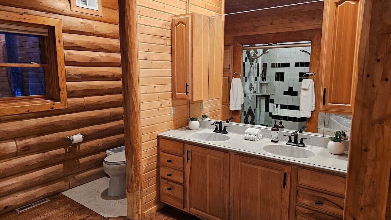Photo of Bathroom in Cable