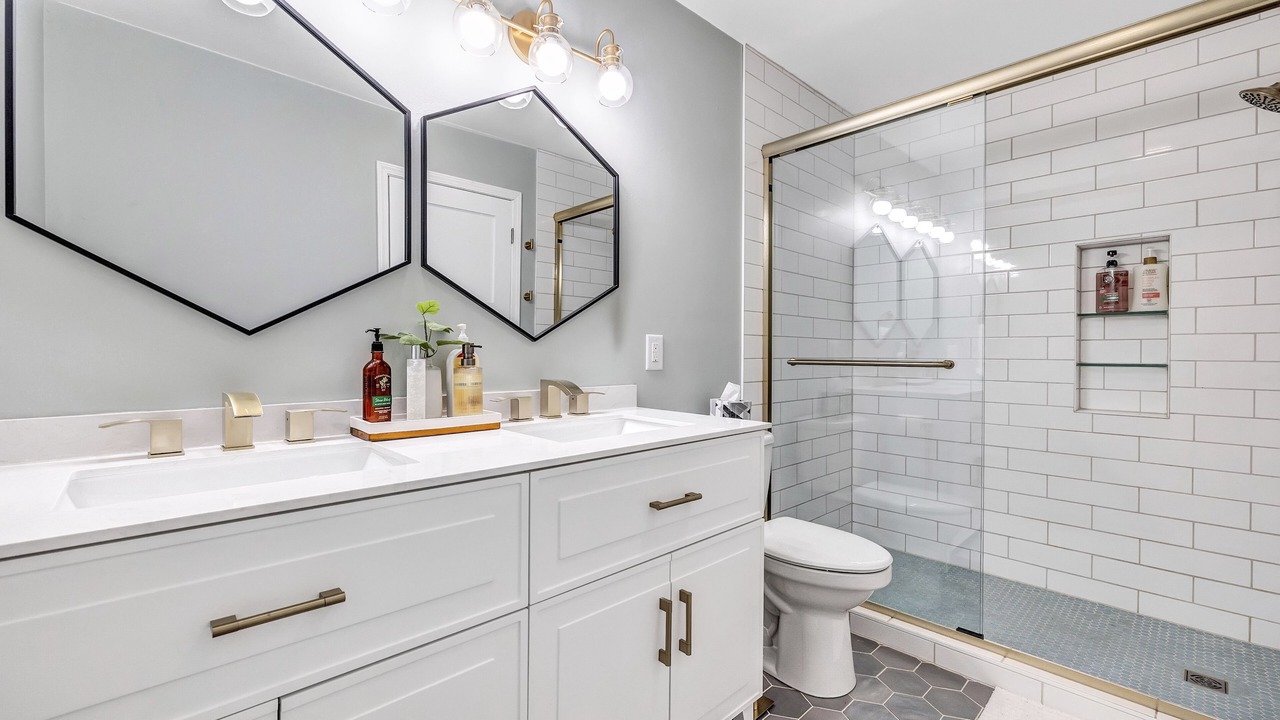 Photo of Bathroom in Green Bay