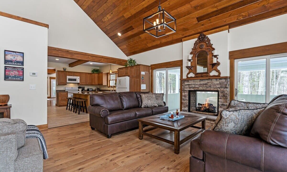 Photo of Livingroom in Kendall