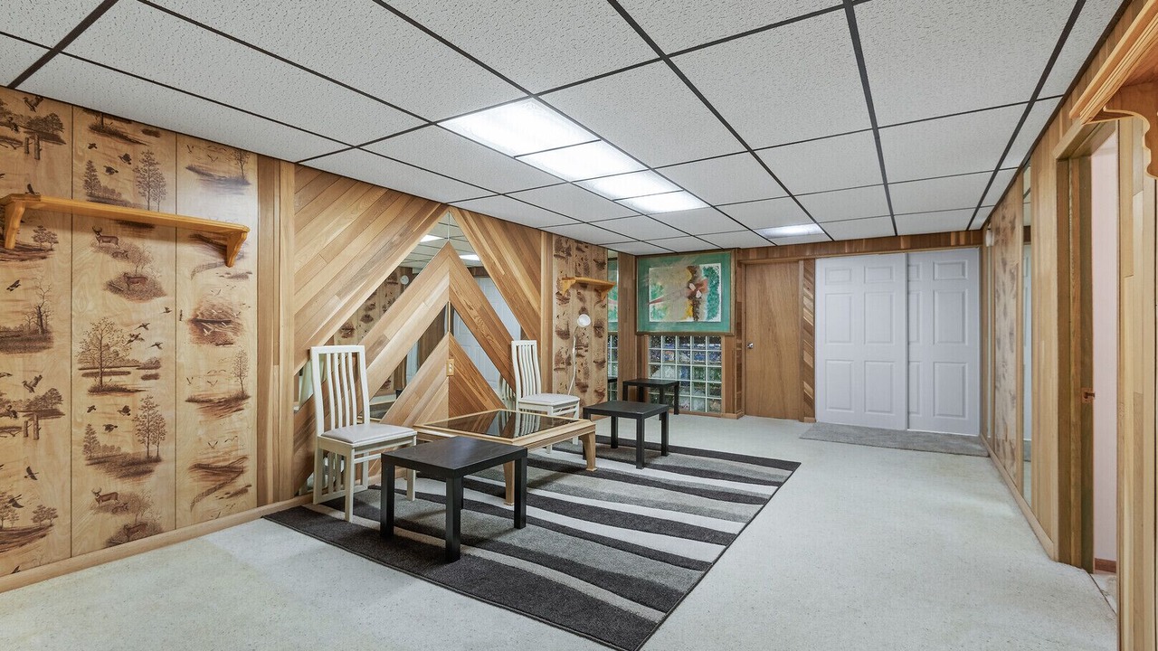 Photo of Bedroom in Little Canada