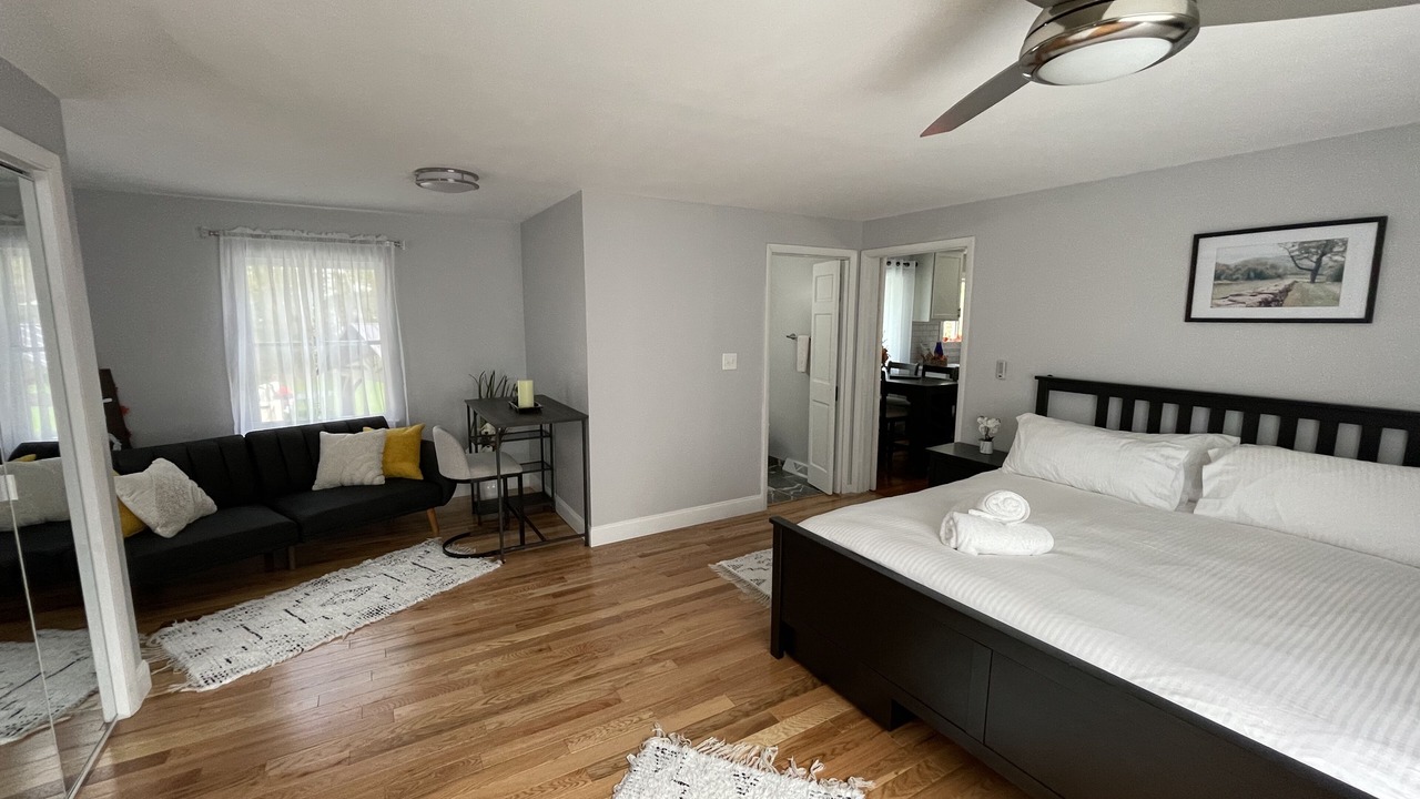 Photo of Bedroom in Geyser Crest